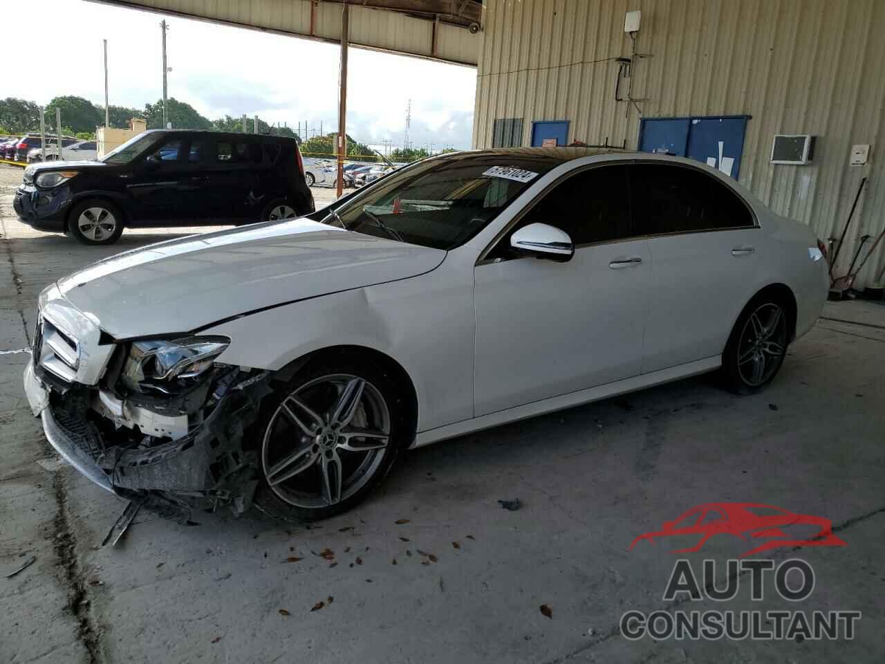 MERCEDES-BENZ E-CLASS 2019 - WDDZF4JB0KA561010