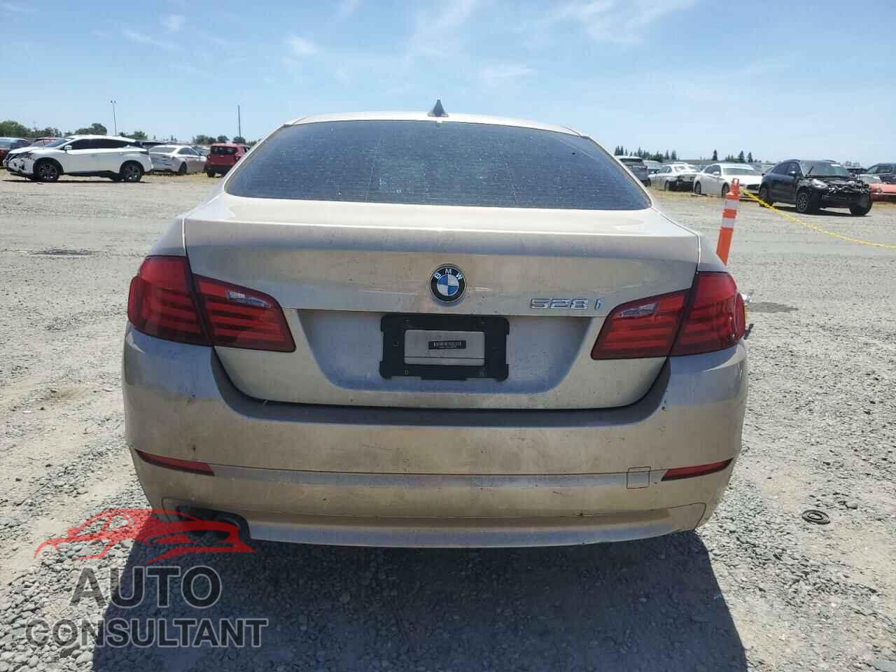 BMW 5 SERIES 2012 - WBAXG5C59CDW85348