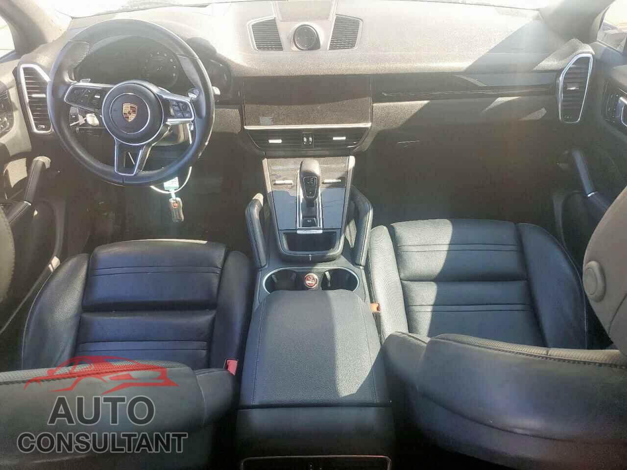 PORSCHE CAYENNE 2019 - WP1AA2AY5KDA11281
