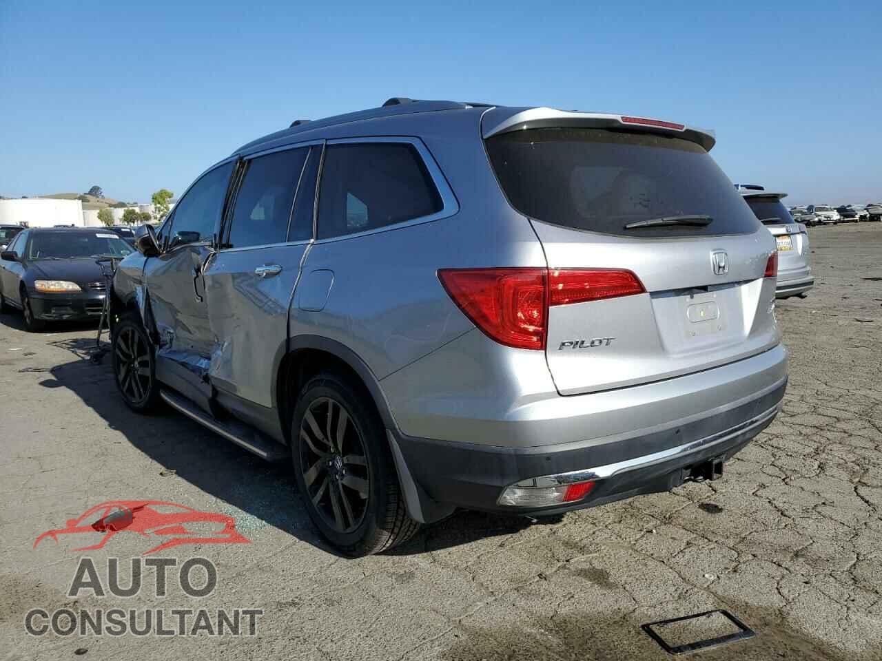 HONDA PILOT 2017 - 5FNYF6H9XHB019031