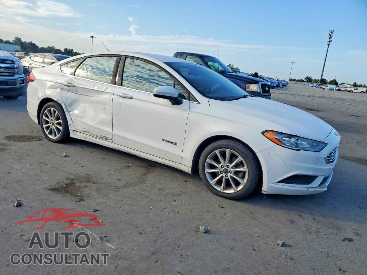 FORD FUSION 2017 - 3FA6P0LU2HR223467