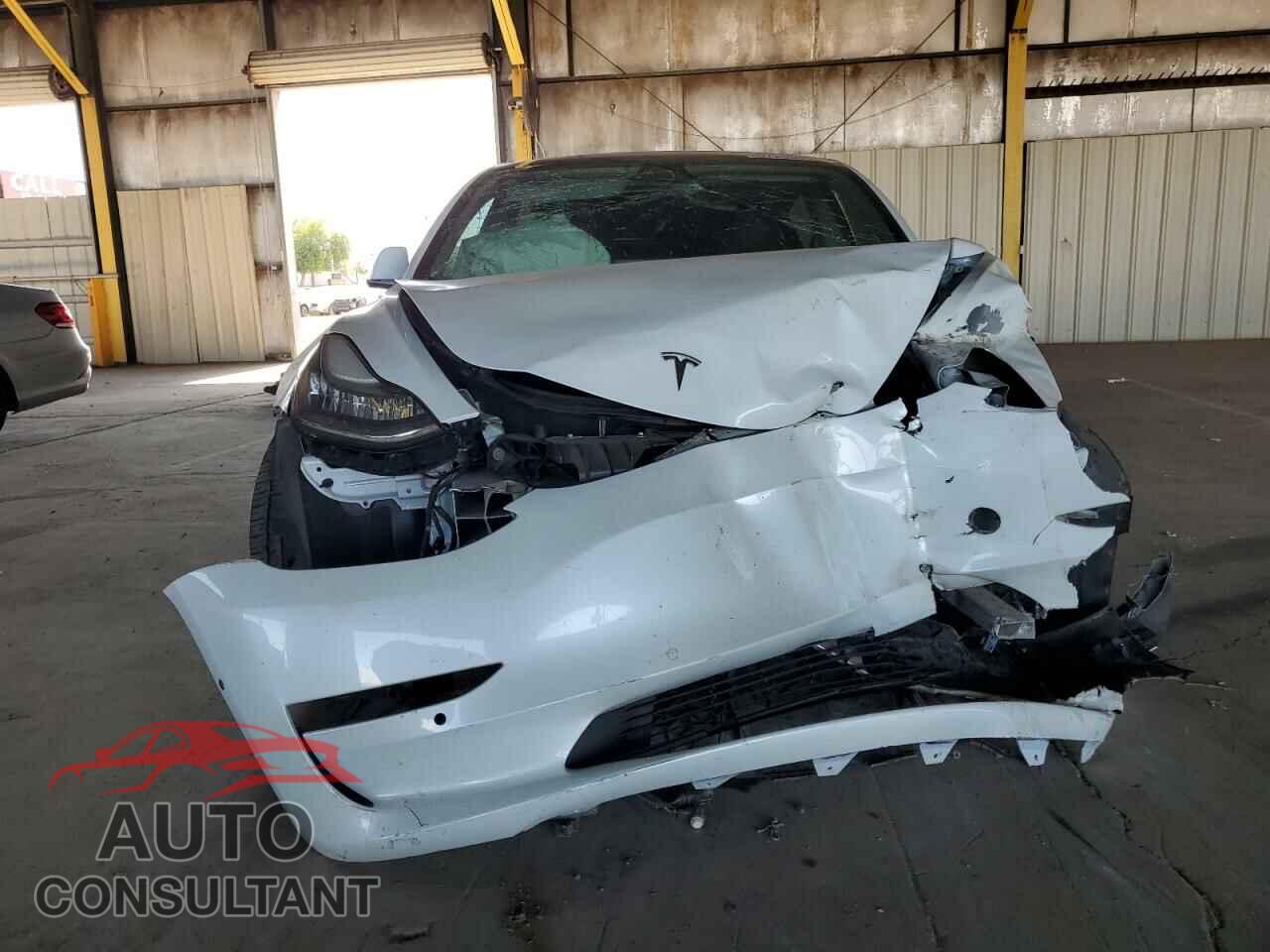 TESLA MODEL 3 2018 - 5YJ3E1EA2JF015771