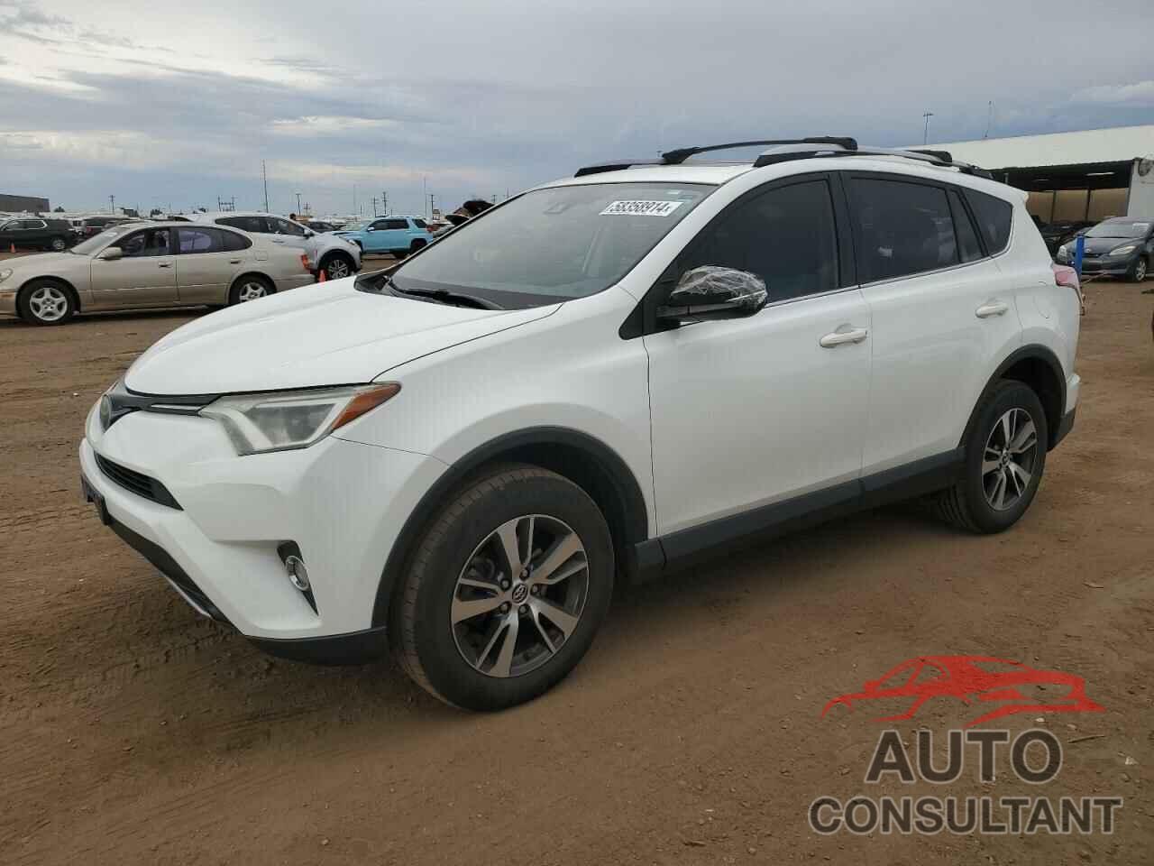 TOYOTA RAV4 2017 - JTMRFREV1HJ714448