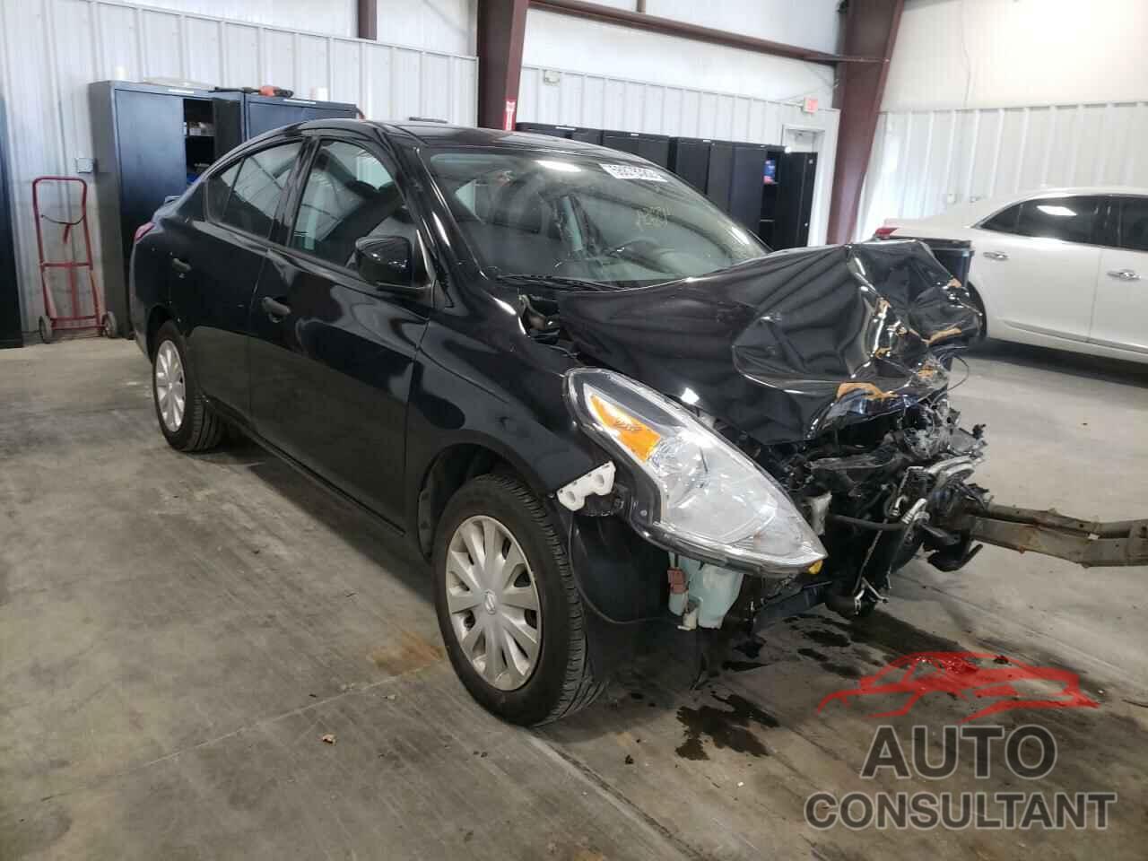 NISSAN VERSA 2018 - 3N1CN7AP7JL881192