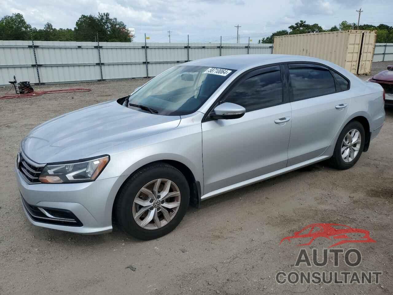 VOLKSWAGEN PASSAT 2018 - 1VWAA7A36JC013870