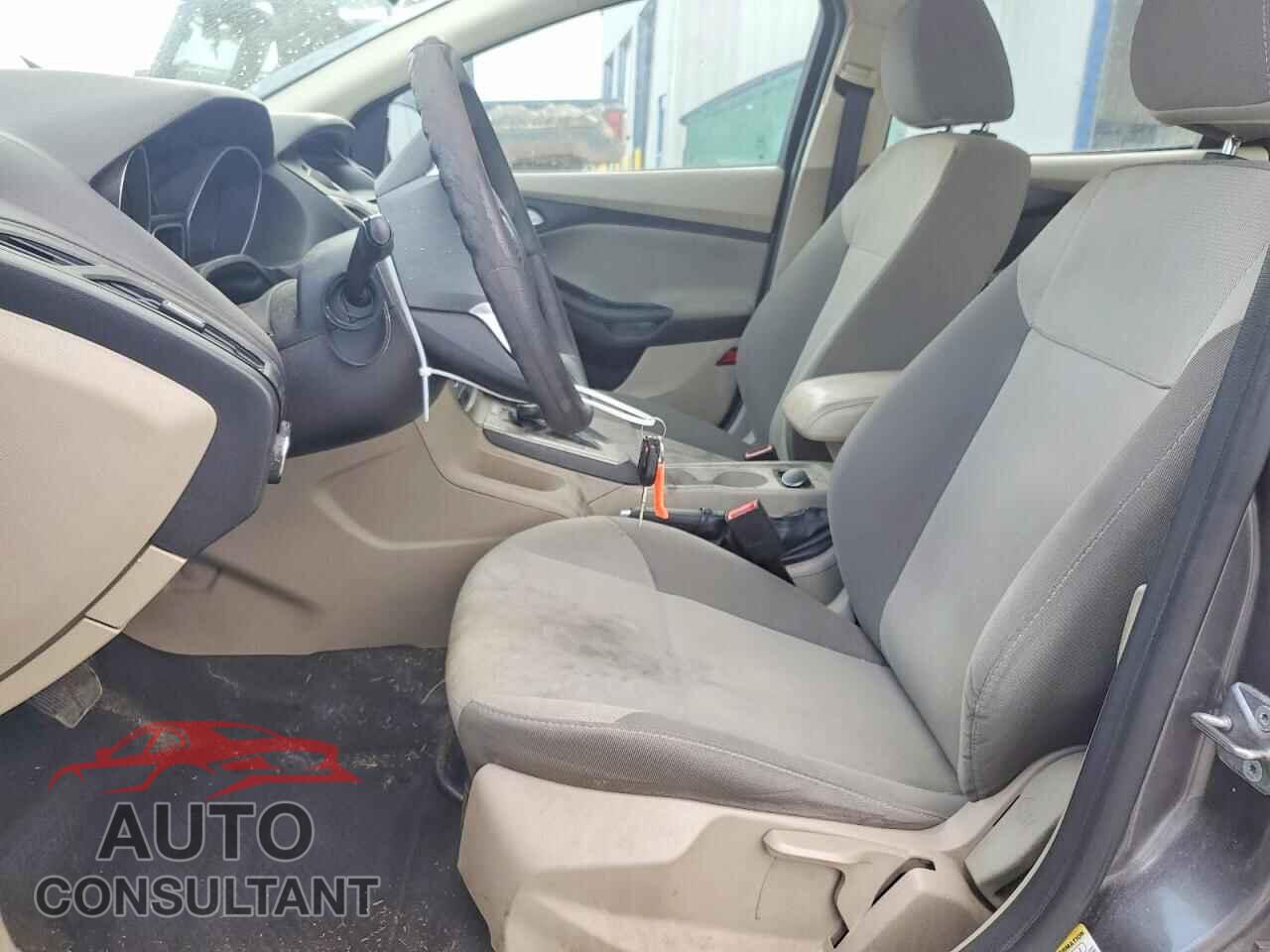 FORD FOCUS 2014 - 1FADP3F2XEL165783