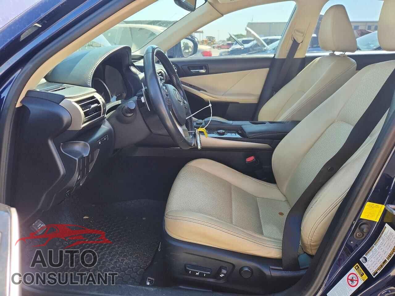 LEXUS IS 2014 - JTHBF1D26E5008914
