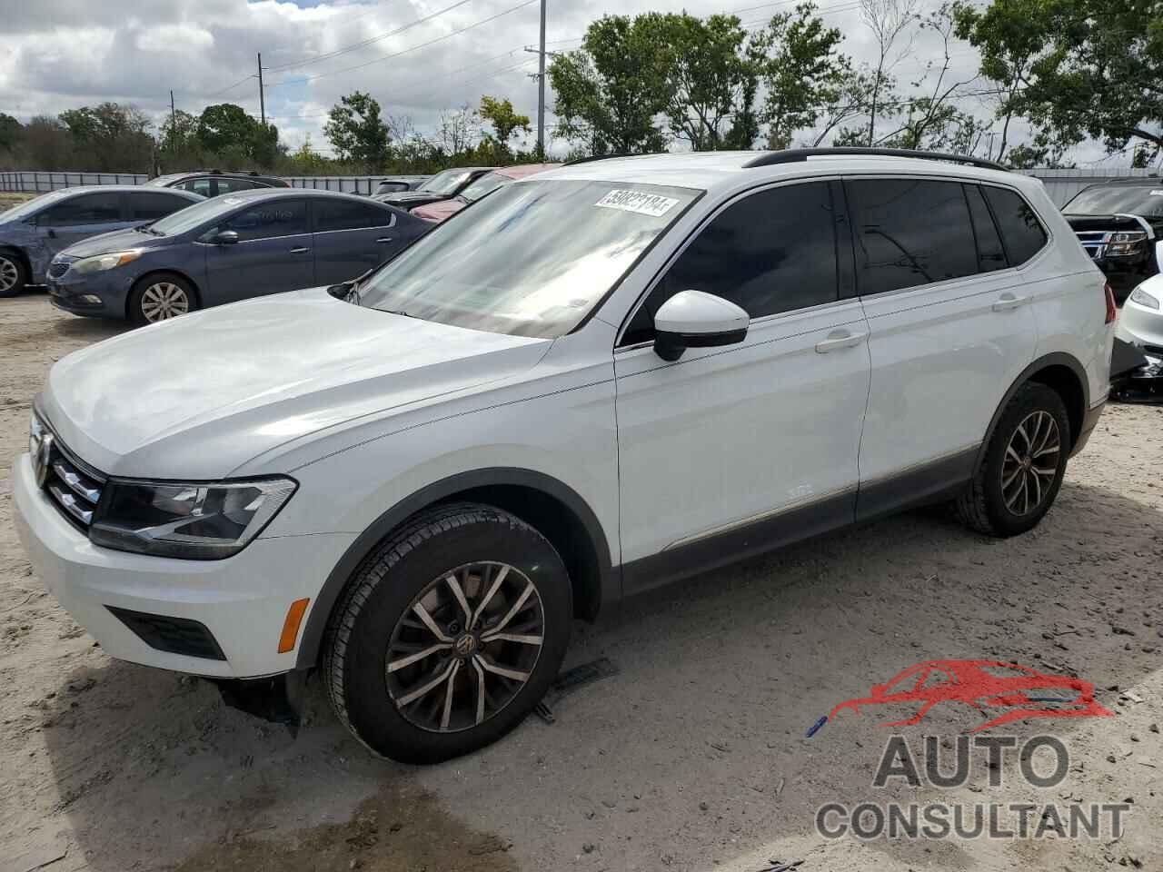 VOLKSWAGEN TIGUAN 2018 - 3VV3B7AX6JM004842