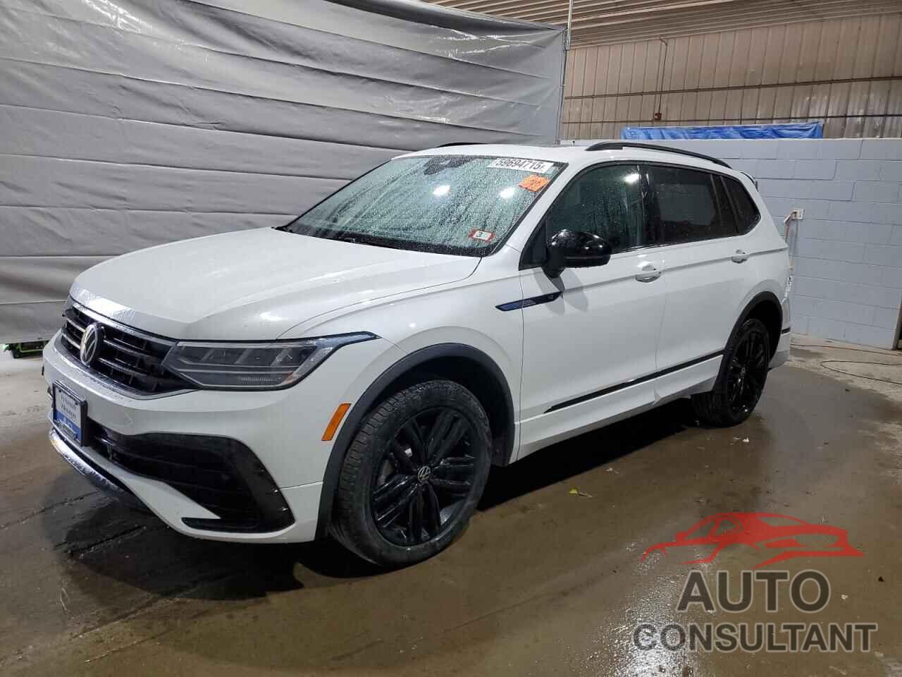 VOLKSWAGEN TIGUAN 2022 - 3VV8B7AX0NM123126
