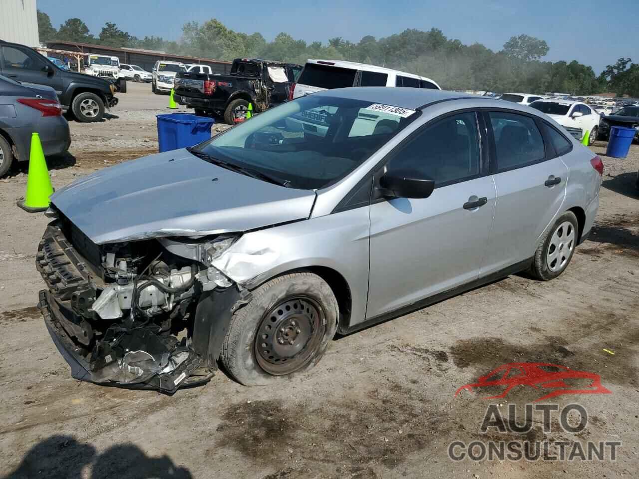 FORD FOCUS 2018 - 1FADP3E28JL275338