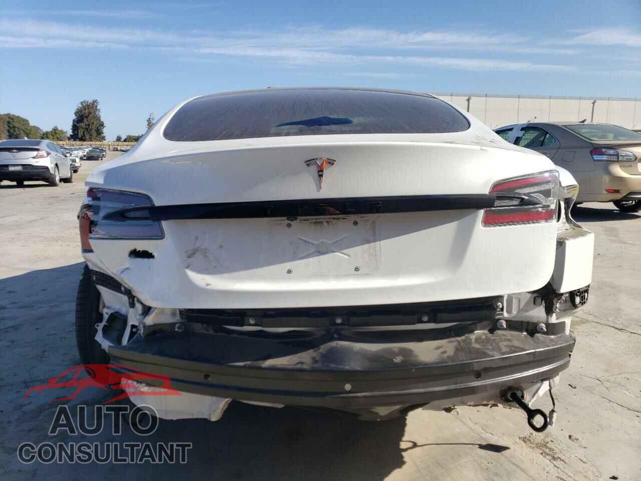 TESLA MODEL S 2022 - 5YJSA1E59NF463196