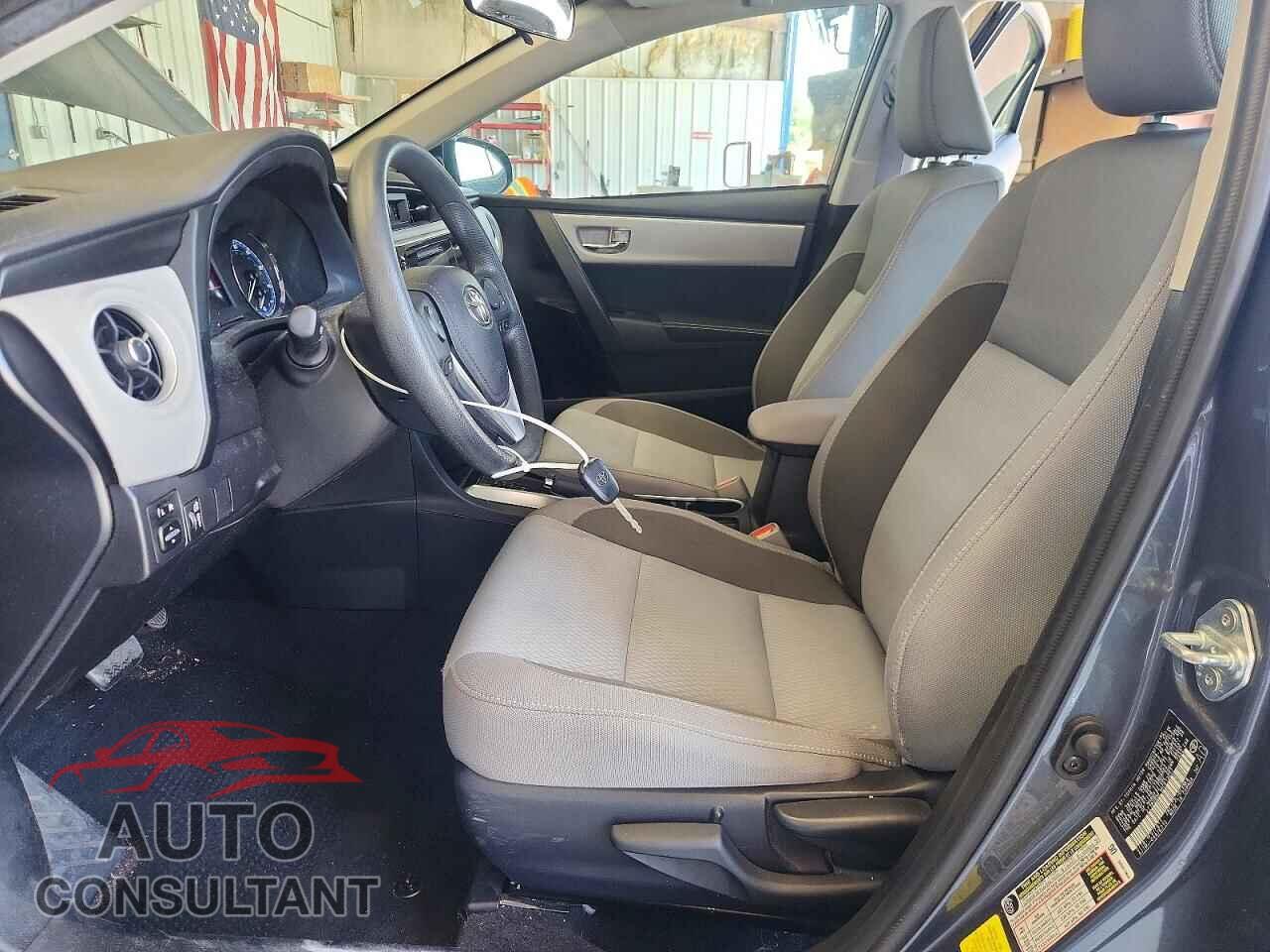 TOYOTA COROLLA 2017 - 2T1BURHE1HC813057
