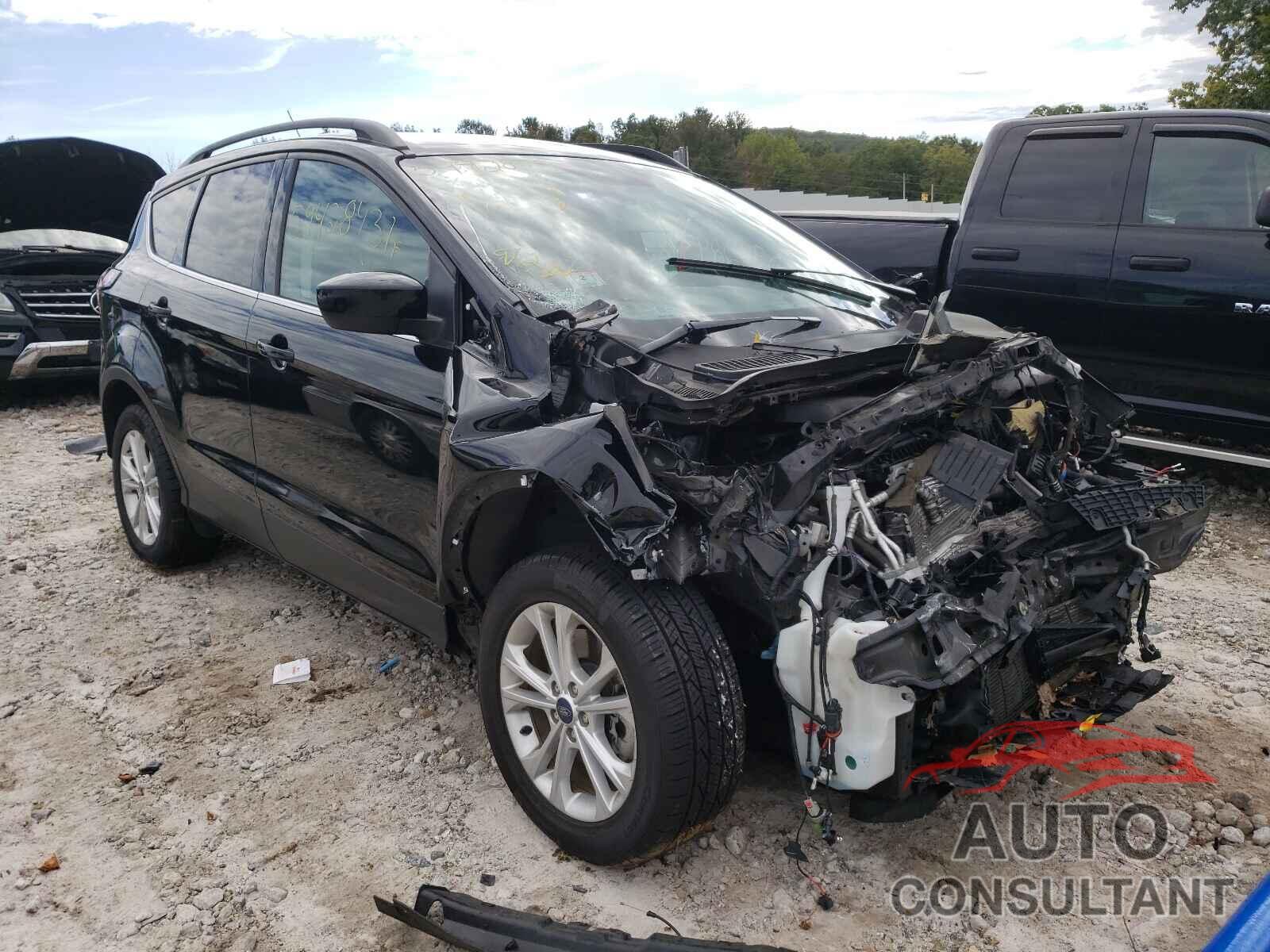 FORD ESCAPE 2018 - 1FMCU9GD4JUD32849