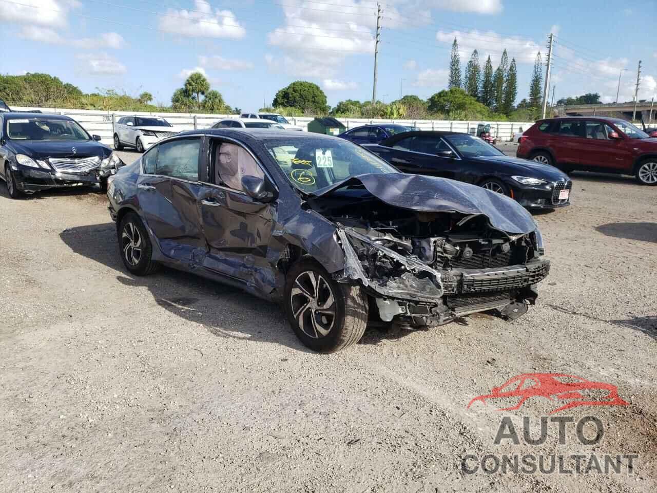 HONDA ACCORD 2017 - 1HGCR2F32HA006650