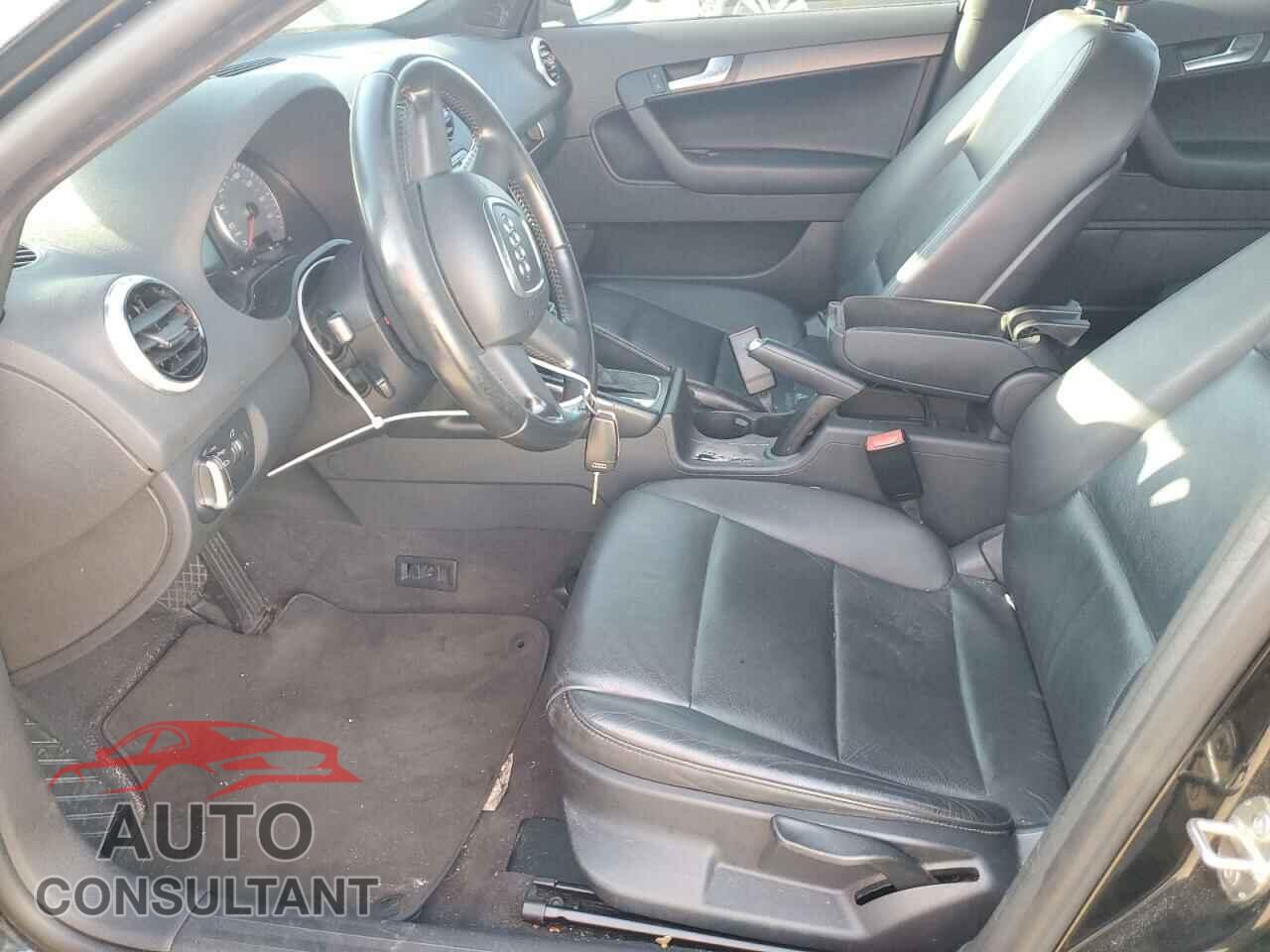 AUDI A3 2012 - WAUBEAFMXCA052712