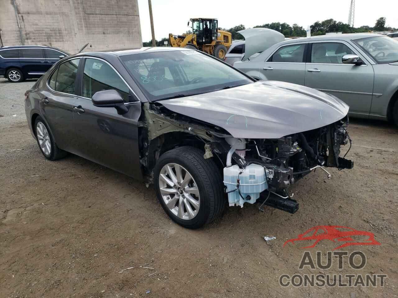 TOYOTA CAMRY 2018 - 4T1B11HKXJU517782