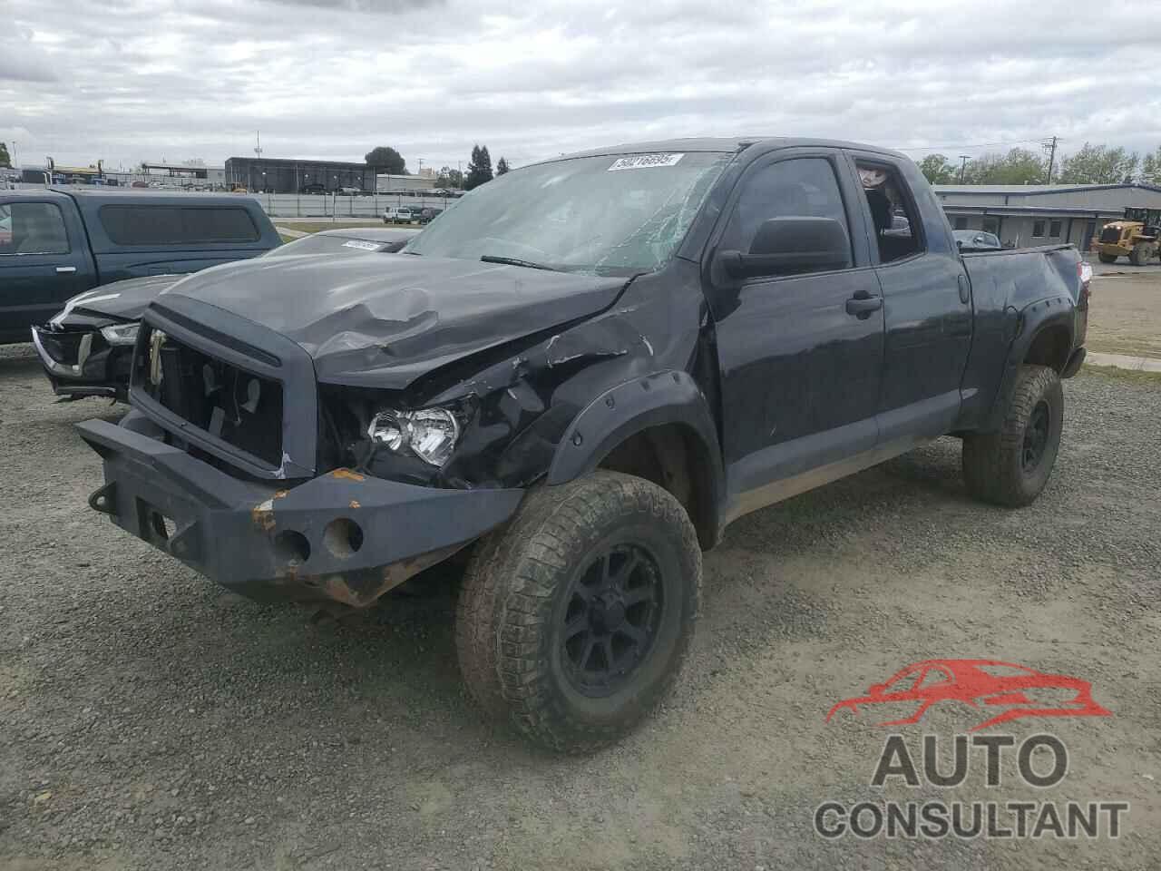 TOYOTA TUNDRA 2010 - 5TFUY5F10AX099810
