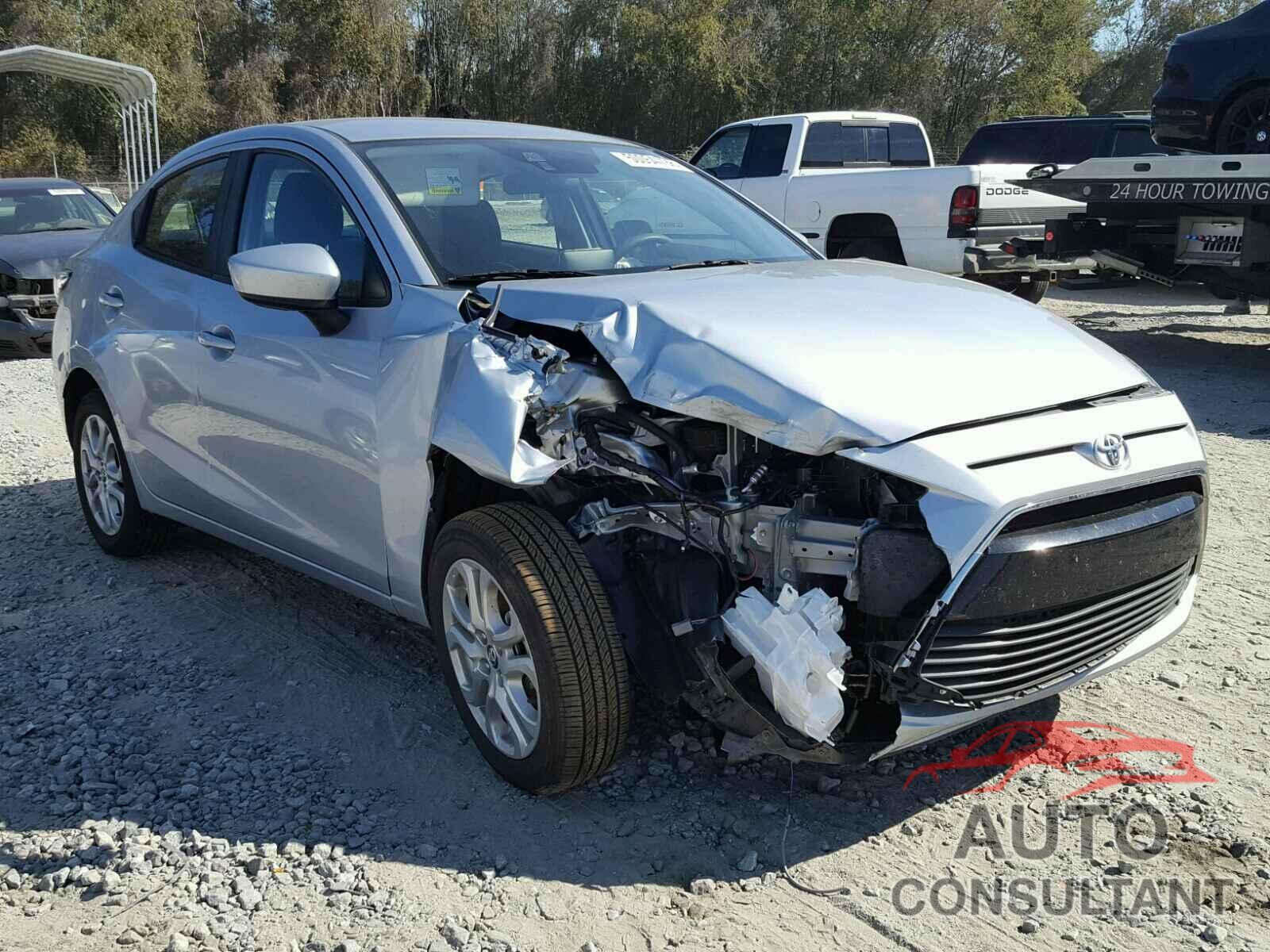 TOYOTA YARIS 2017 - 3MYDLBYV6HY155921