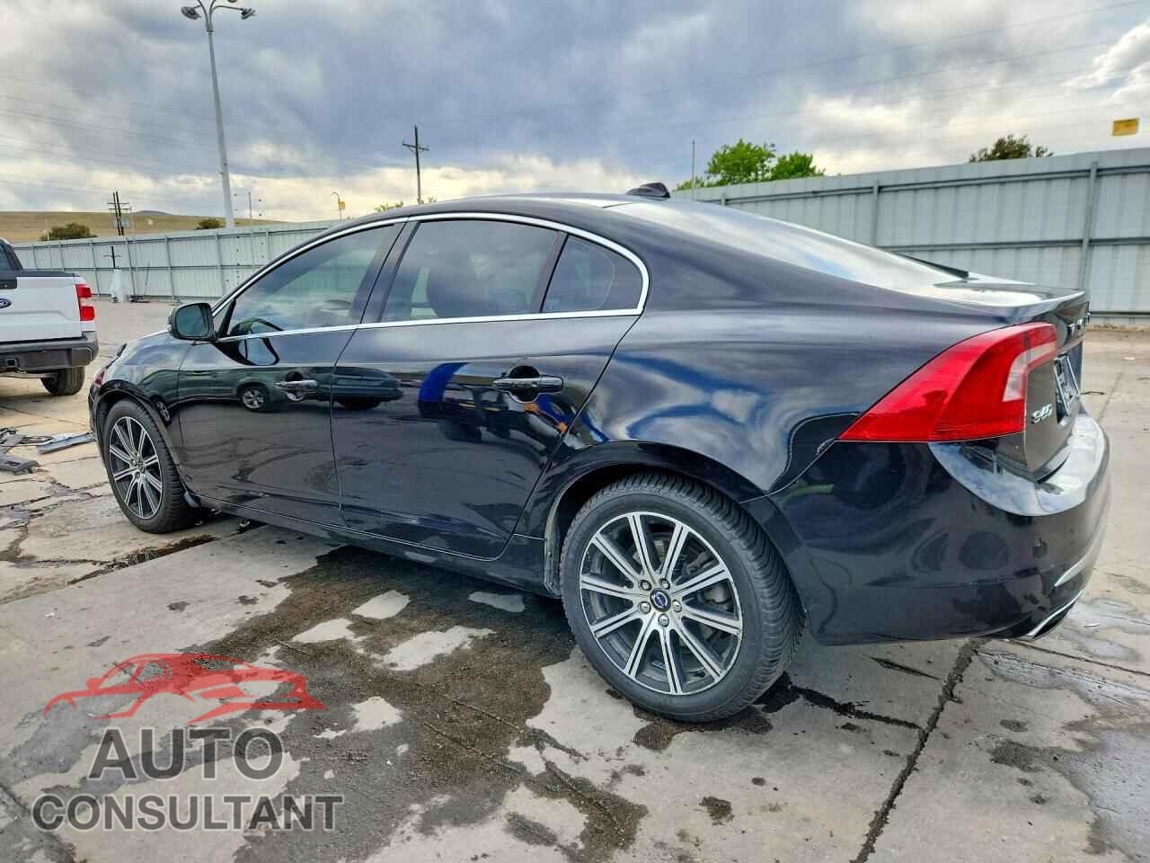 VOLVO S60 2017 - LYV402TK6HB154592
