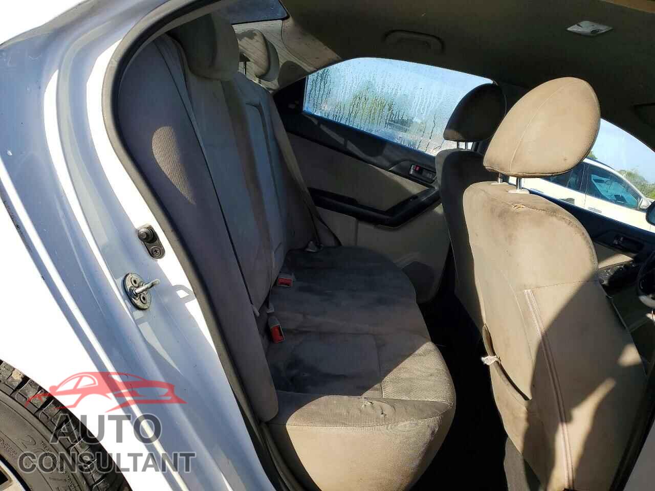KIA FORTE 2010 - KNAFU4A20A5810543