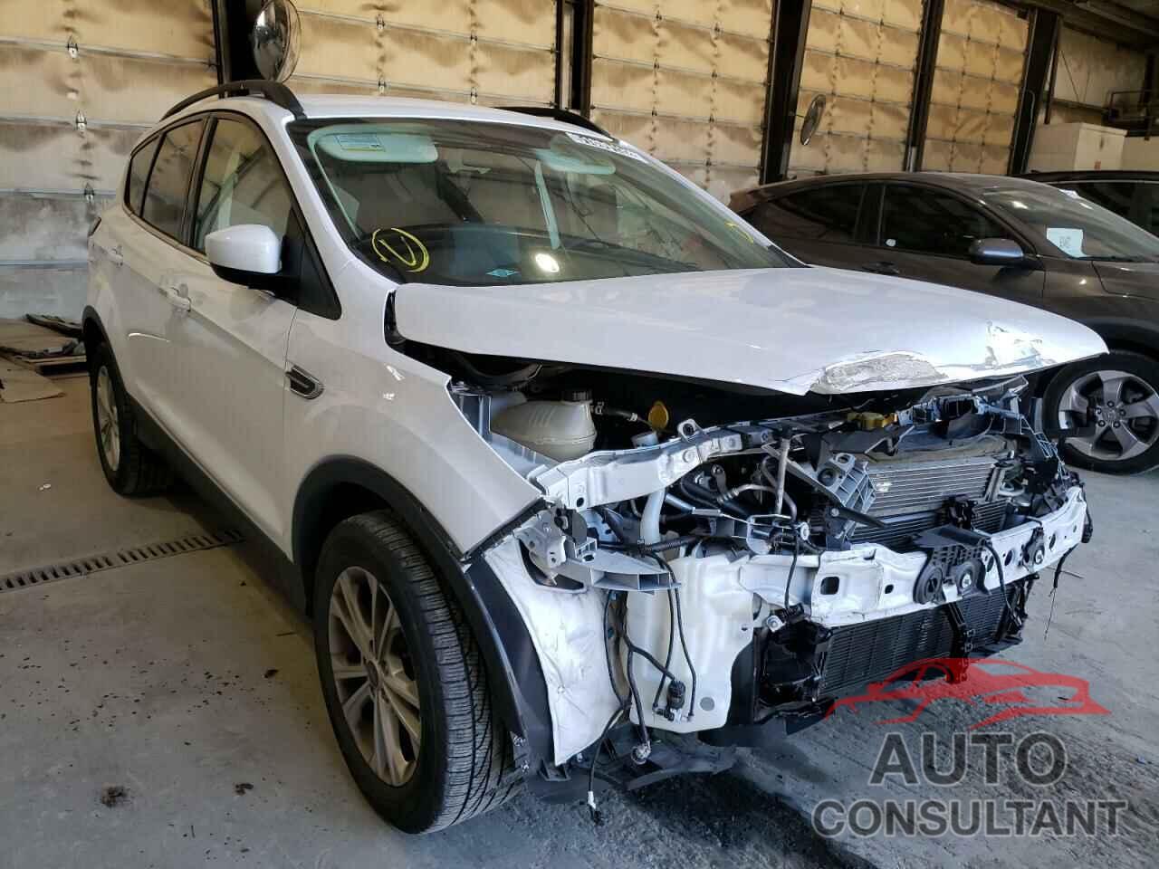 FORD ESCAPE 2018 - 1FMCU9GD1JUC38329