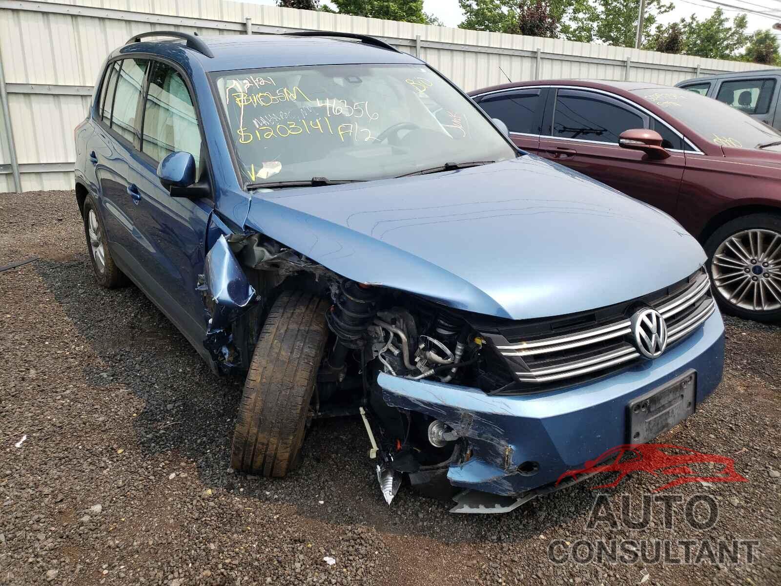 VOLKSWAGEN TIGUAN 2017 - WVGAV7AXXHW511536