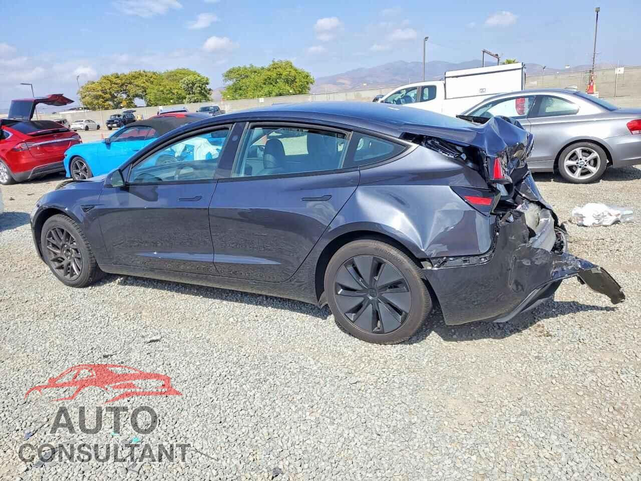 TESLA MODEL 3 2025 - 5YJ3E1EA5SF049446
