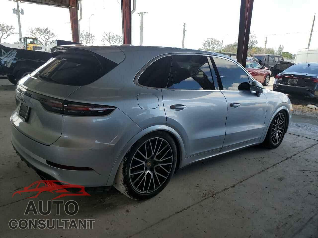 PORSCHE CAYENNE 2019 - WP1AF2AY4KDA80321