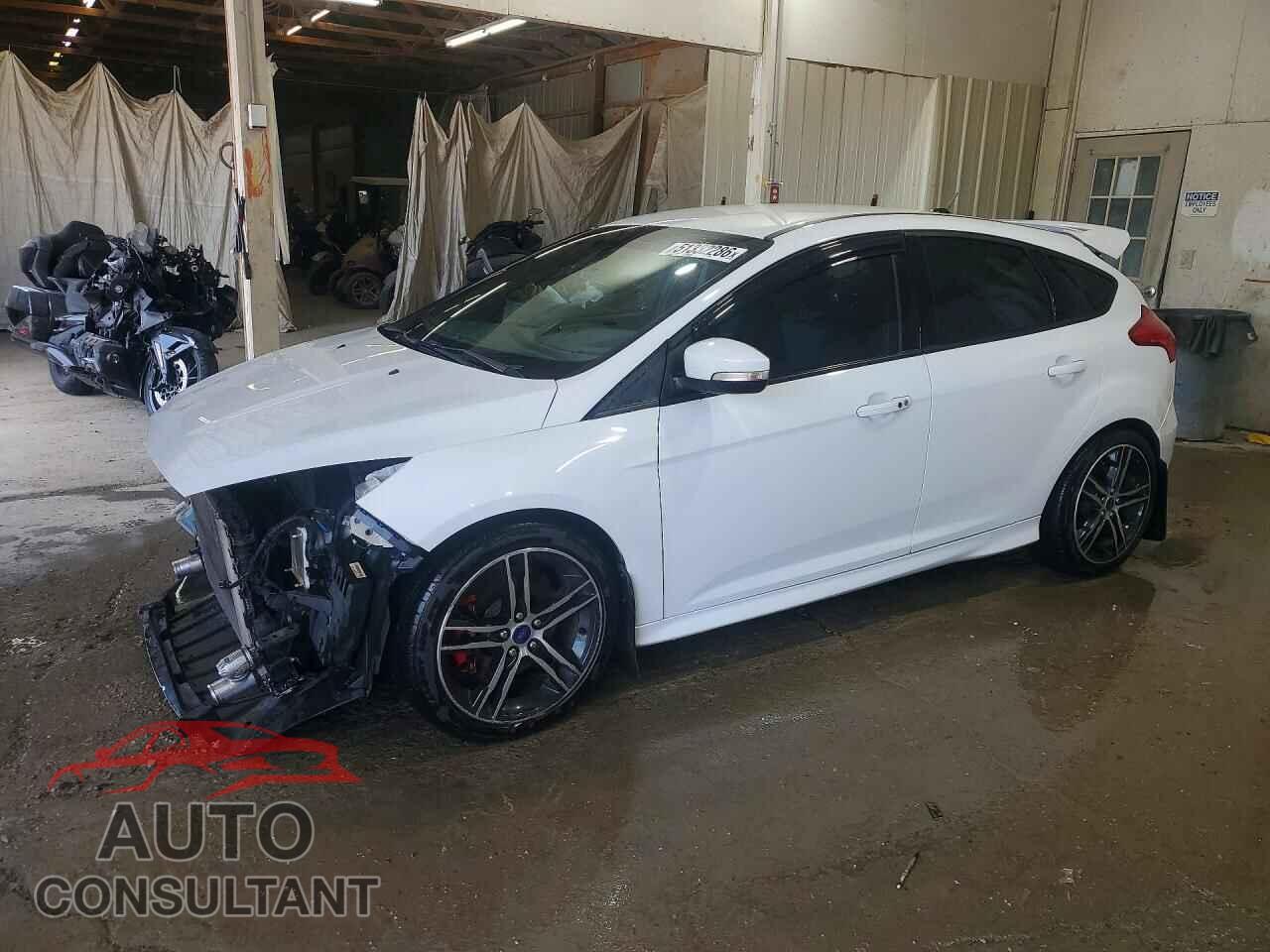 FORD FOCUS 2016 - 1FADP3L94GL354997