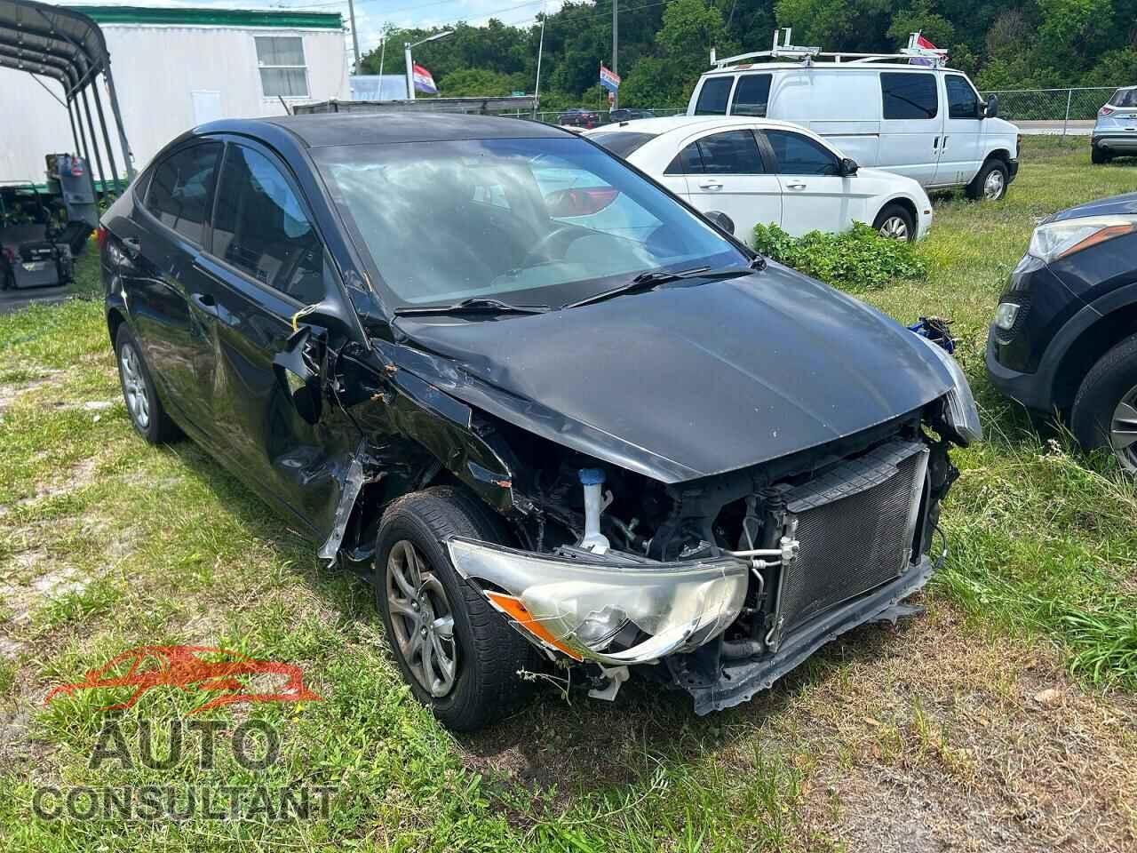 HYUNDAI ACCENT 2013 - KMHCT4AEXDU566635