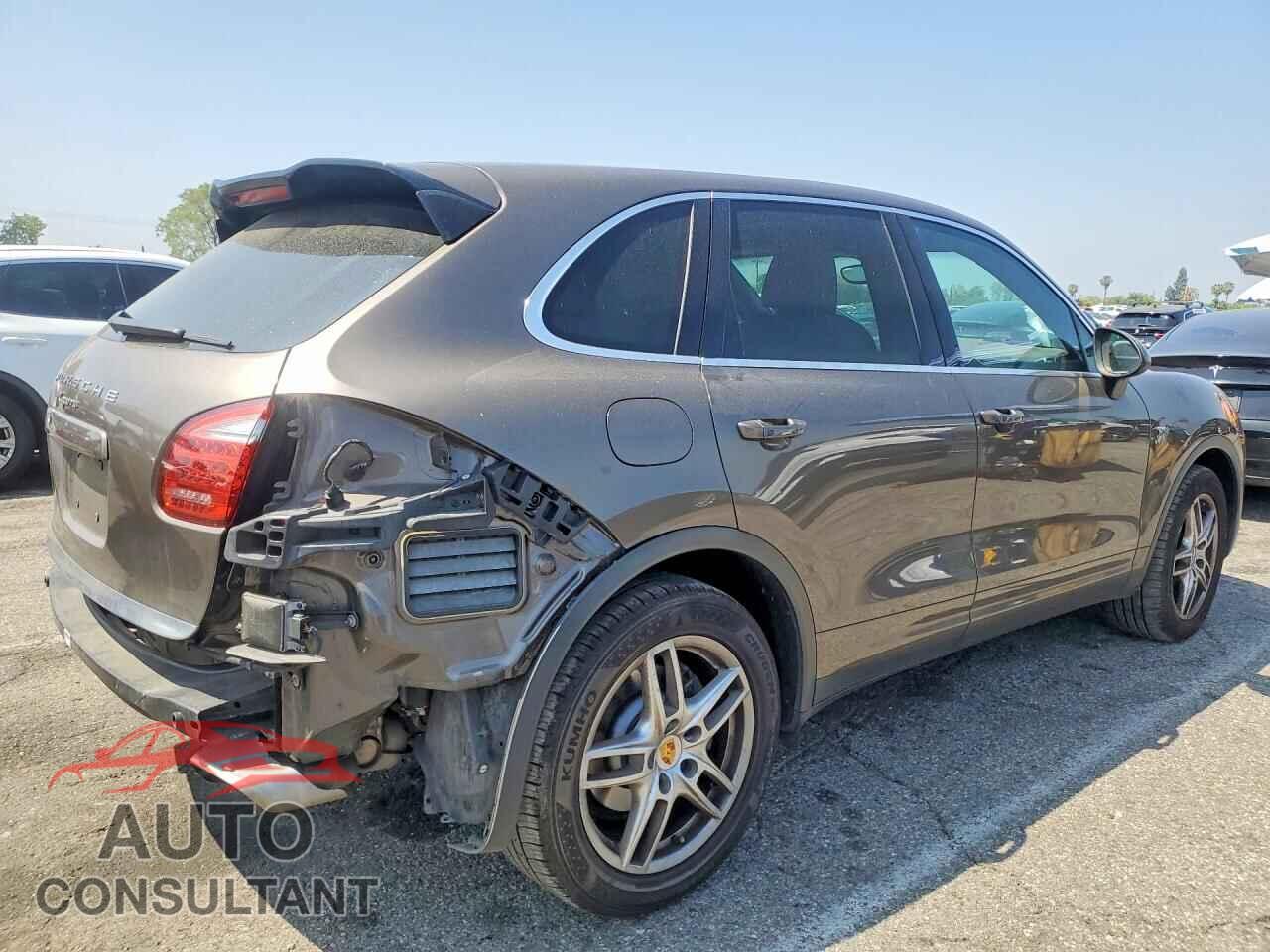 PORSCHE CAYENNE 2013 - WP1AA2A24DLA05718