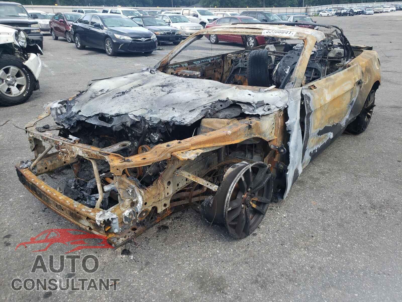 FORD MUSTANG 2016 - 1FATP8UH2G5257770
