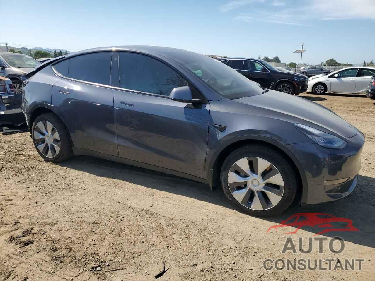 TESLA MODEL Y 2021 - 5YJYGDED6MF110558