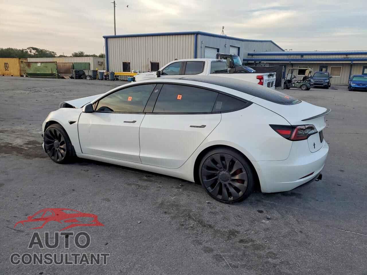 TESLA MODEL 3 2021 - 5YJ3E1EC6MF044809