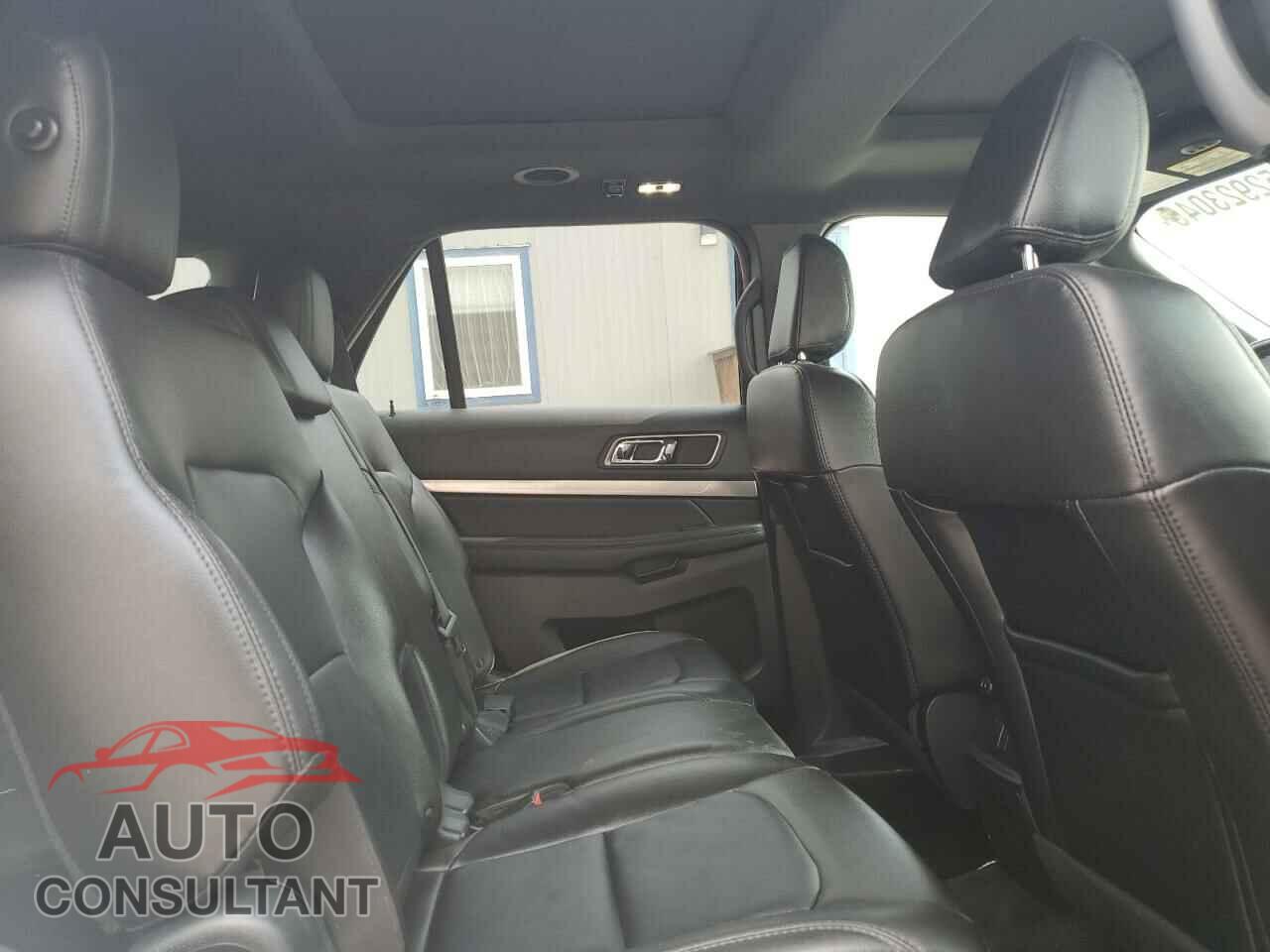 FORD EXPLORER 2018 - 1FM5K8D83JGB28591