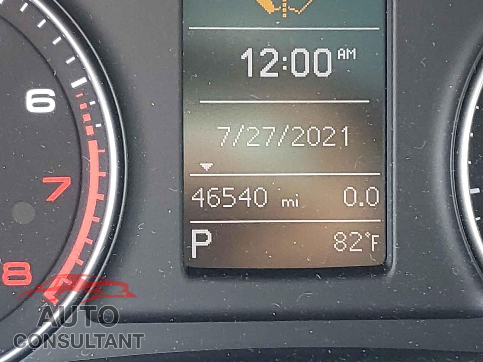 AUDI Q3 2017 - WA1ECCFS0HR003716