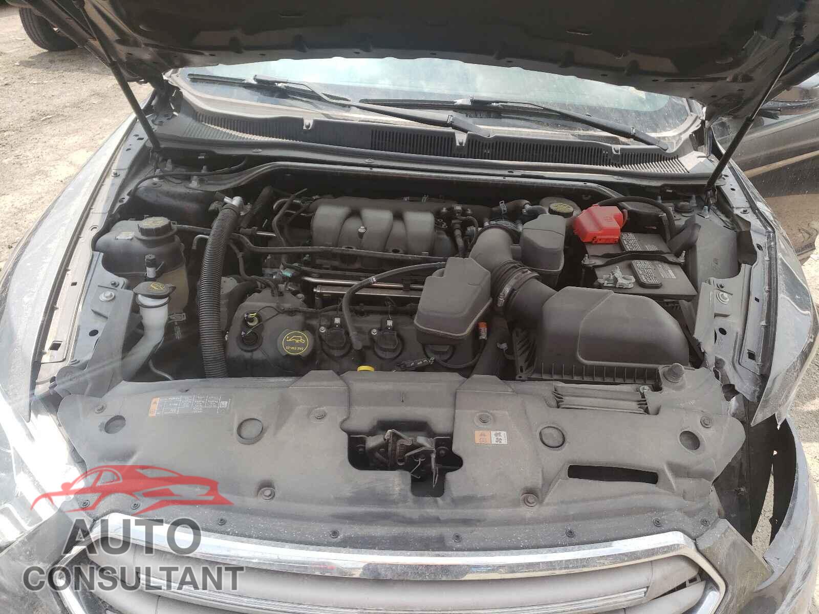 FORD TAURUS 2017 - 1FAHP2E89HG126956