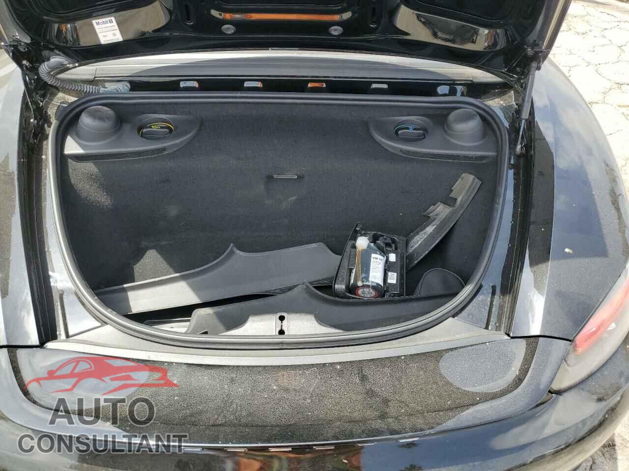 PORSCHE BOXSTER 2019 - WP0CA2A87KS210774