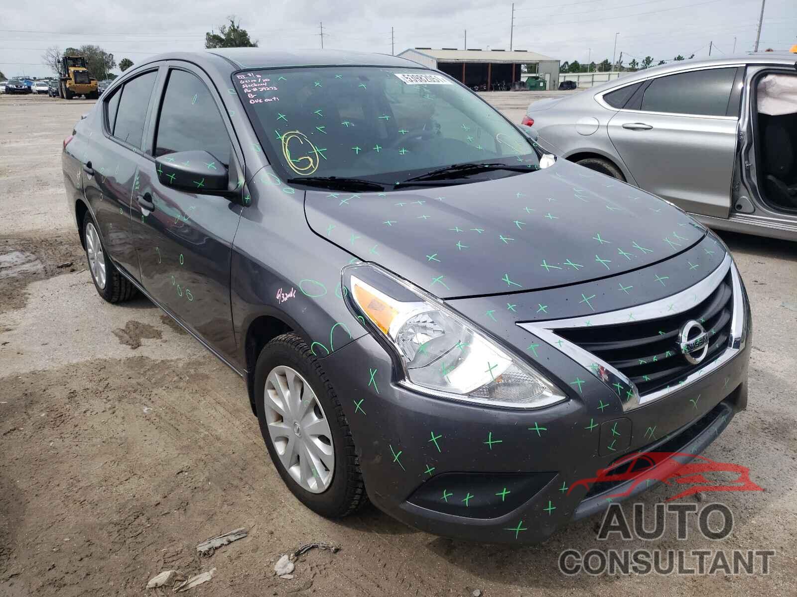 NISSAN VERSA 2018 - 3N1CN7AP6JL826460