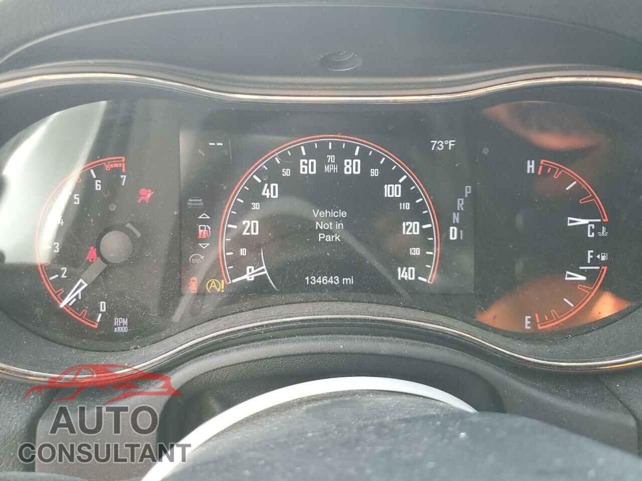 DODGE DURANGO 2018 - 1C4RDJDG0JC194375
