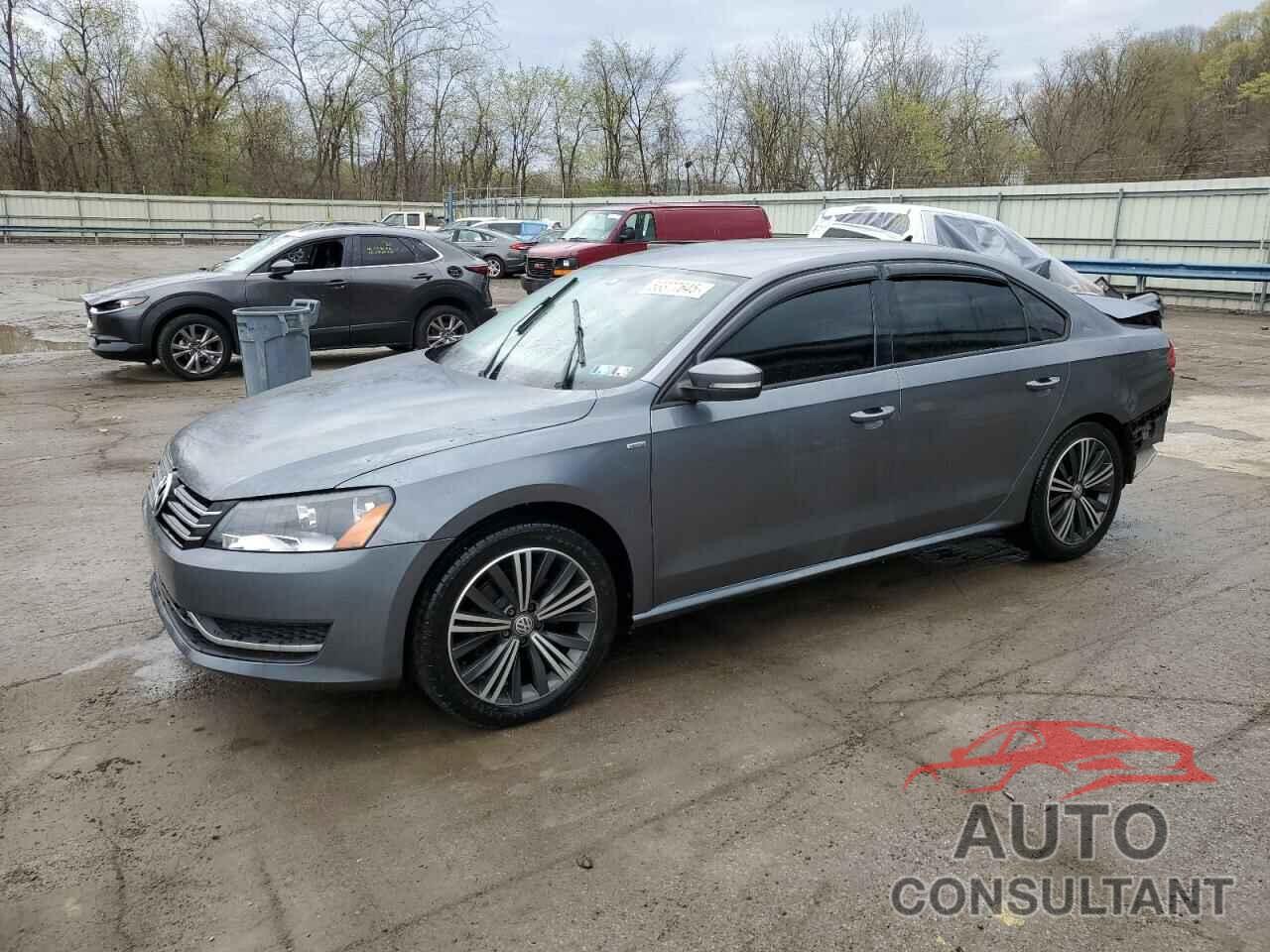VOLKSWAGEN PASSAT 2015 - 1VWAT7A34FC056668