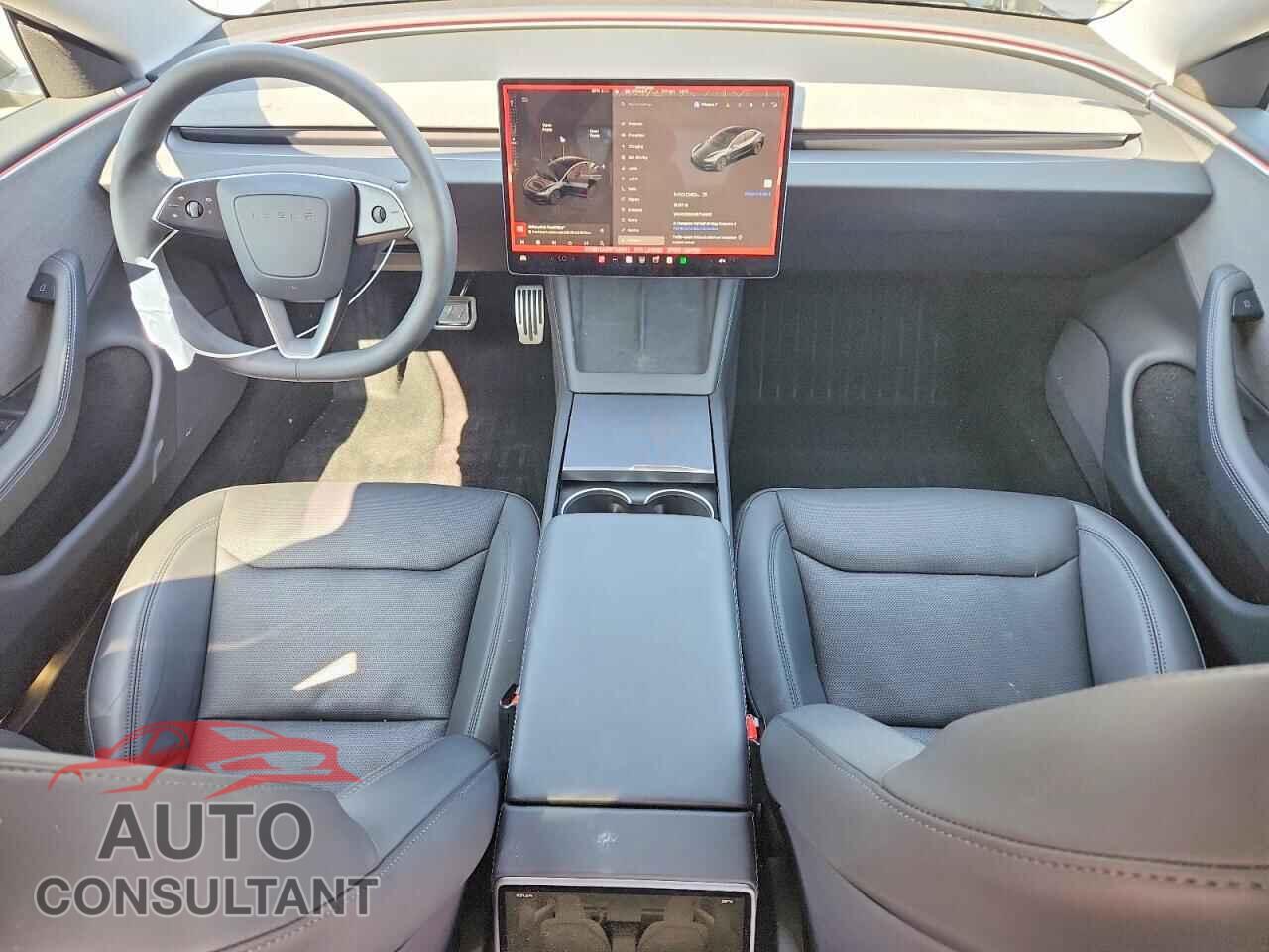 TESLA MODEL 3 2024 - 5YJ3E1EA3RF746933