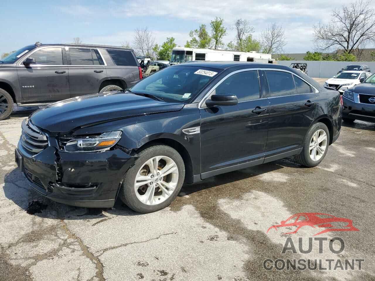FORD TAURUS 2018 - 1FAHP2E85JG102109