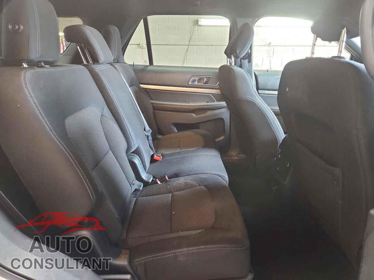 FORD EXPLORER 2018 - 1FM5K8D88JGB73770