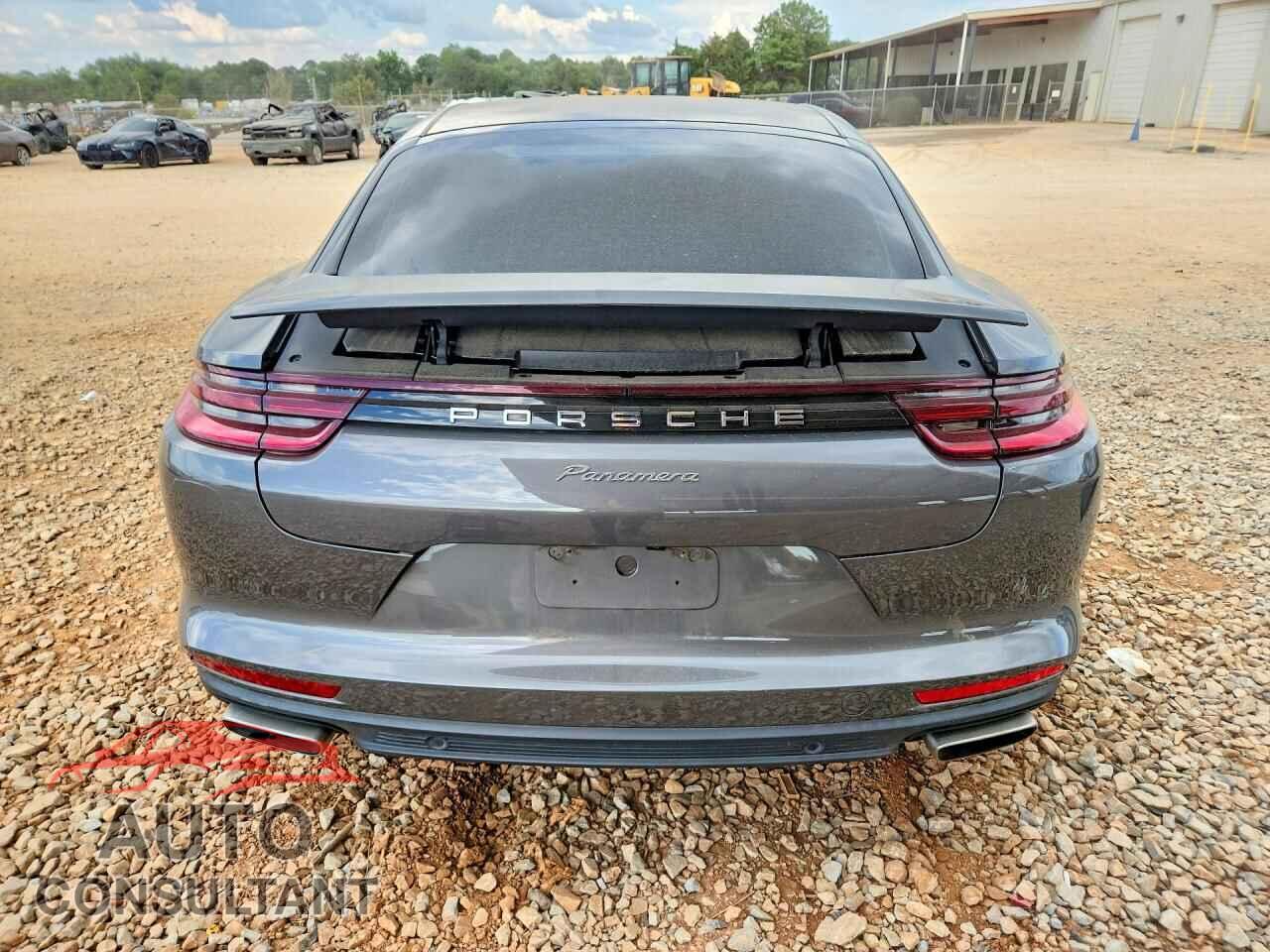 PORSCHE PANAMERA 2017 - WP0AA2A73HL100757