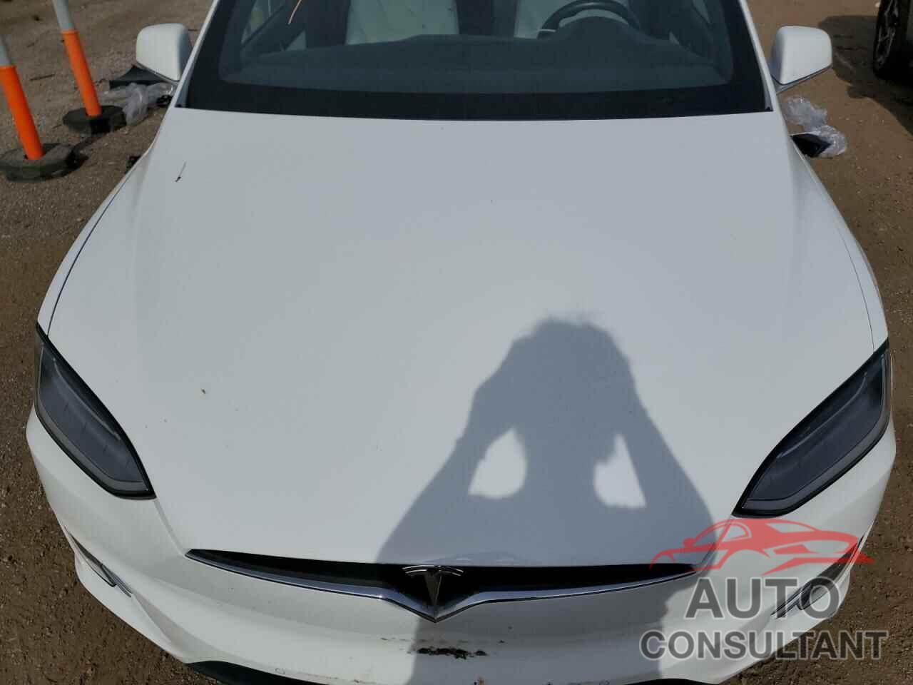 TESLA MODEL X 2016 - 5YJXCBE2XGF022028