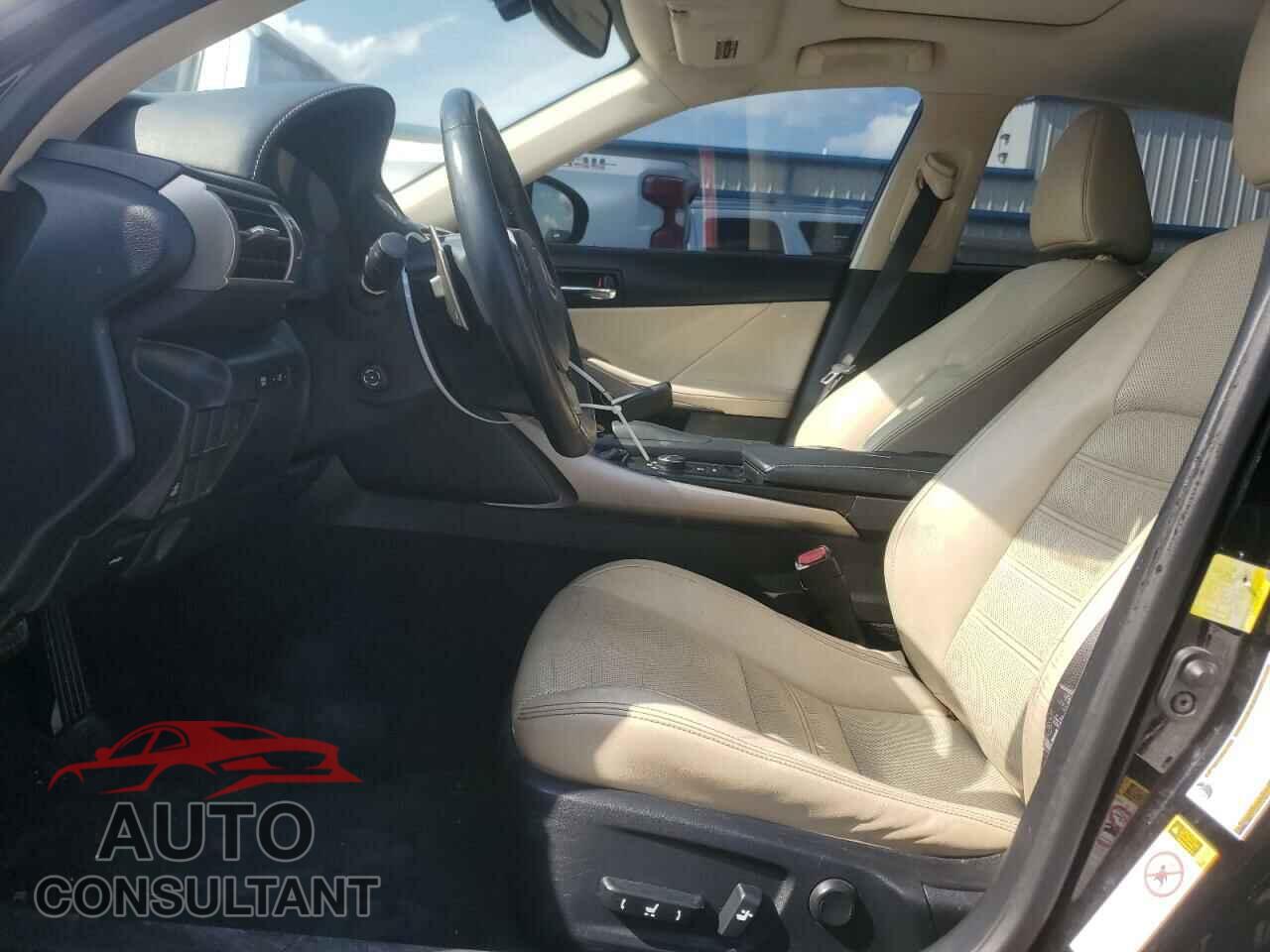 LEXUS IS 2014 - JTHCF1D28E5013357