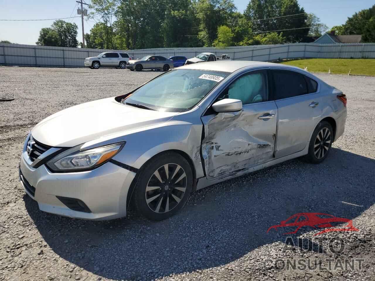 NISSAN ALTIMA 2018 - 1N4AL3AP3JC214902