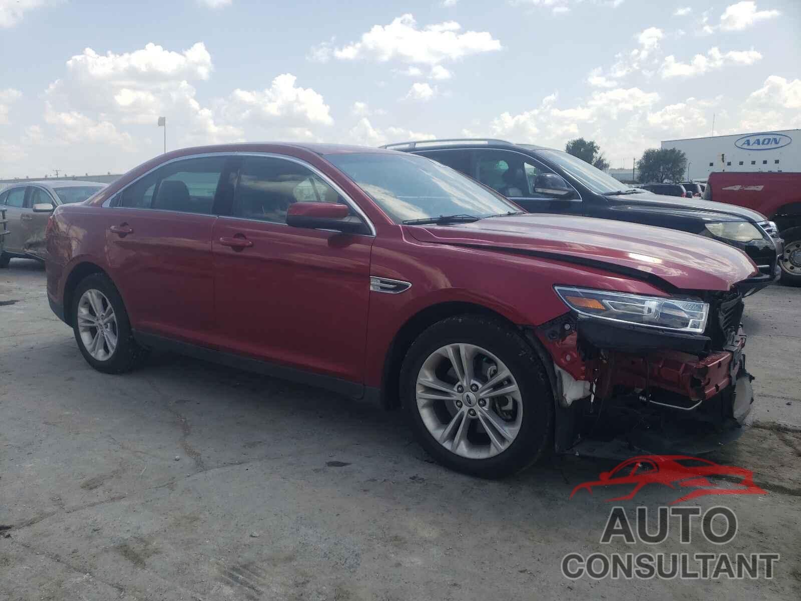 FORD TAURUS 2018 - 1FAHP2E89JG115669