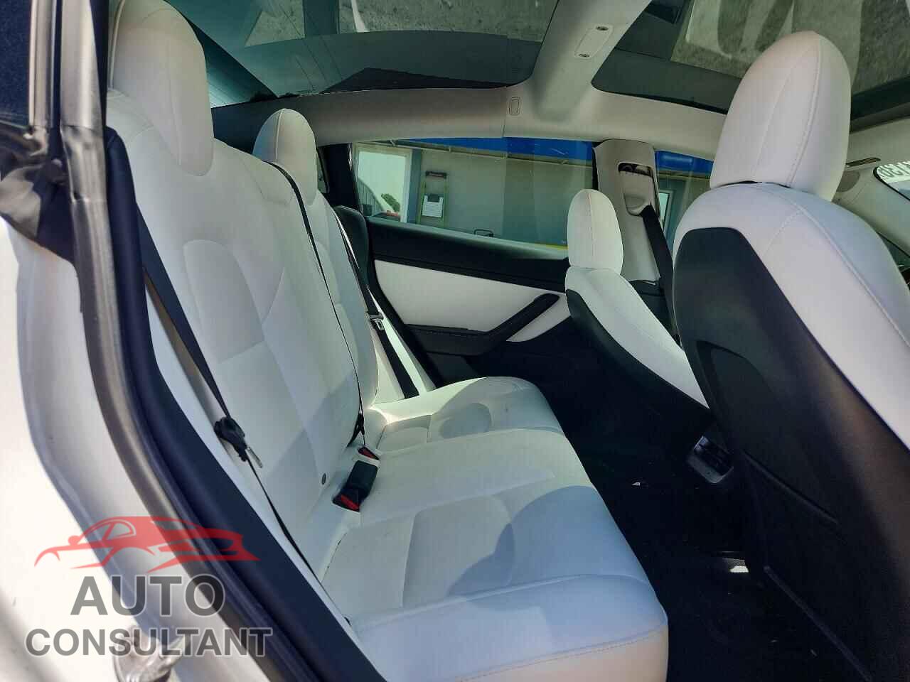 TESLA MODEL 3 2021 - 5YJ3E1EA2MF870099